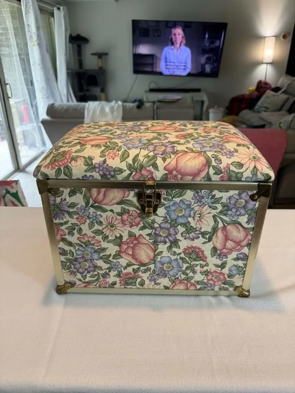 Small Rose Pattern Fabric Footstool Chest